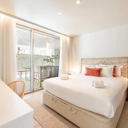 Apartment Guestready - 2br Apt Carlos I With Terrace And Gym Lisbon